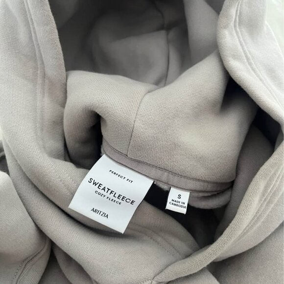 Aritzia Cozy Sweatfleece Perfect Hoodie in Ashen - Picture 3 of 3